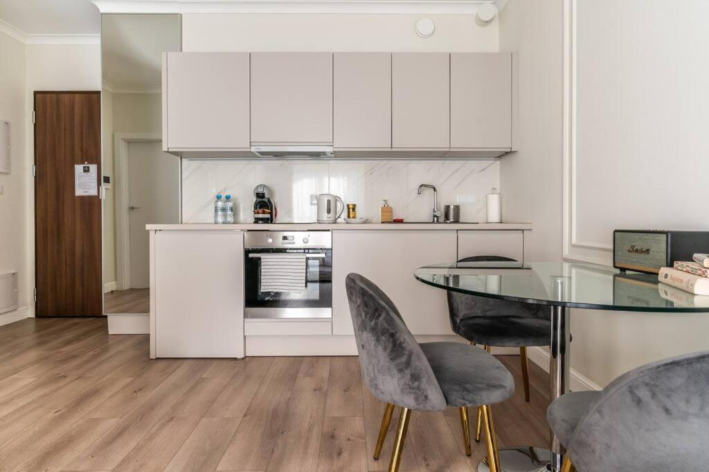 Golden Apartments -City Center - Mennica Residence 华沙 外观 照片