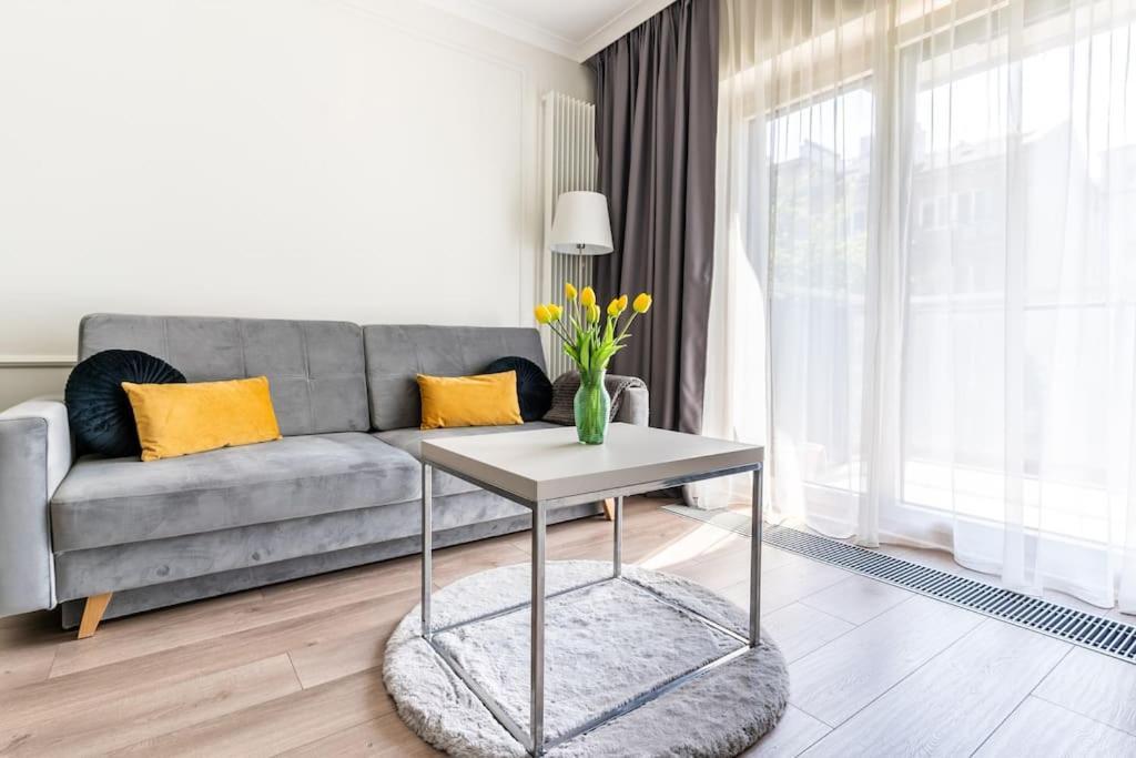 Golden Apartments -City Center - Mennica Residence 华沙 外观 照片